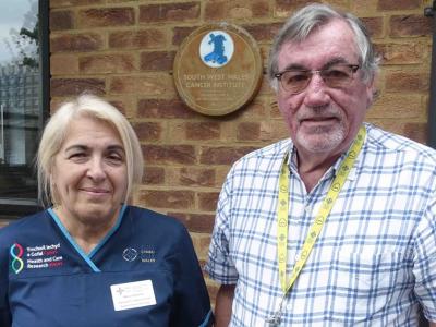 Research Nurse Maria Johnstone and Prof John Wagstaff