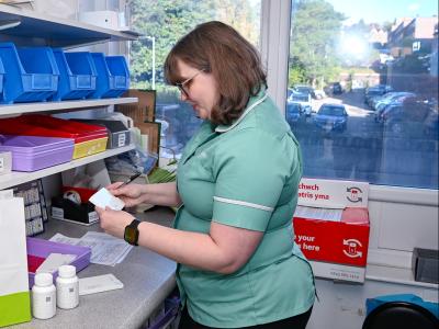 pharmacist dispensing medication